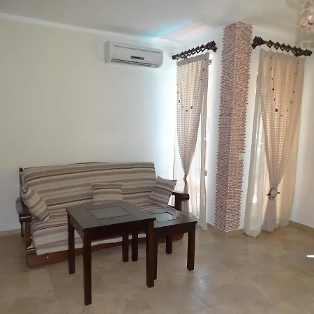 Chateau Del Marina Complex 2*