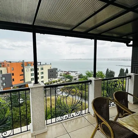 Chateau Del Marina Complex 2*