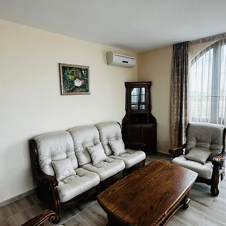 Chateau Del Marina Complex 公寓式酒店