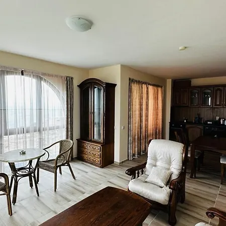 Chateau Del Marina Complex 2*