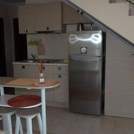 公寓式酒店 Chateau Del Marina Complex 2*
