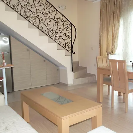 公寓式酒店 Chateau Del Marina Complex 2*