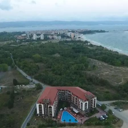 公寓式酒店 Chateau Del Marina Complex 2*
