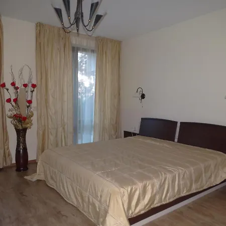 Chateau Del Marina Complex 2* 内塞伯尔